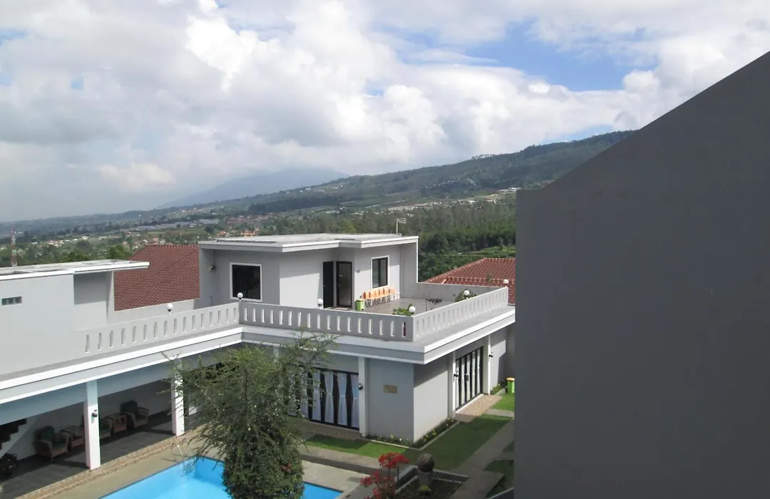 Osmond Villa Resort-1